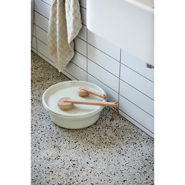 Drewniana szczotka do kąpieli Inu − Zone-image-2