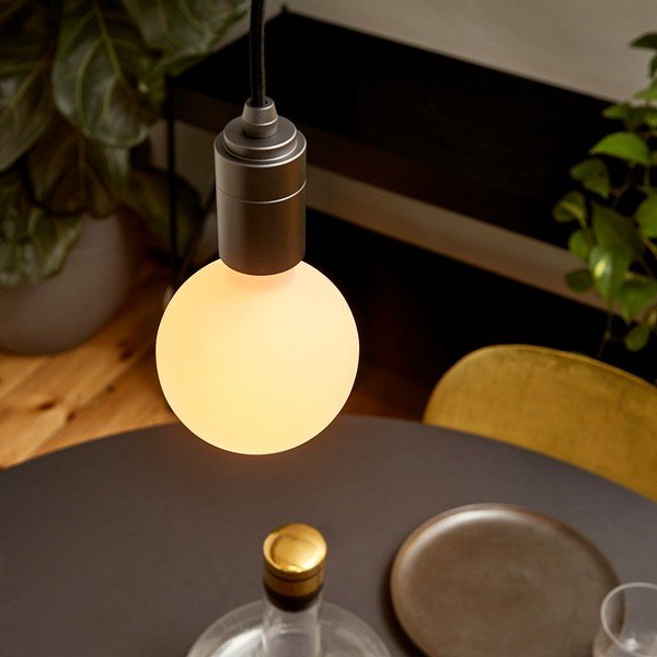 Żarówka LED z ciepłym światłem z gwintem E27, 7 W Sphere – tala-image-1