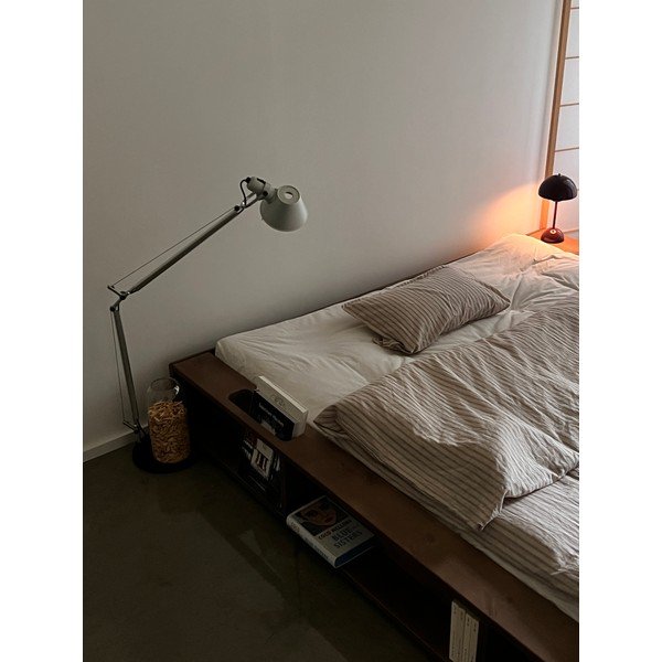 Brązowe łóżko dwuosobowe z drewna sosnowego ze stelażem 160x200 cm Ziggy – Karup Design-image-1