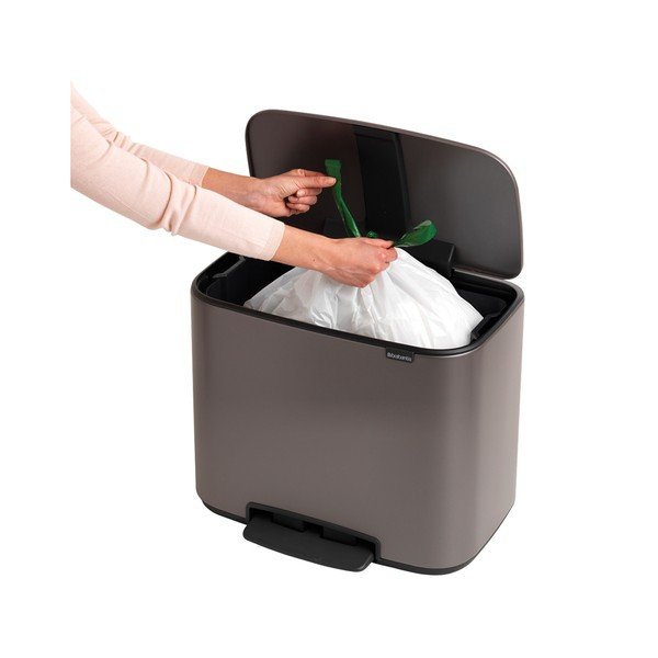 Szary stalowy kosz na śmieci z pedałem 36 l Bo – Brabantia-image-3
