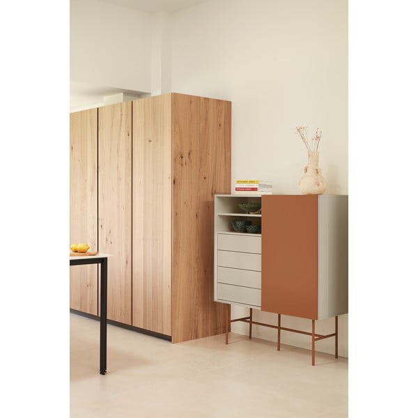 Ceglasto-beżowa wysoka komoda z drzwiami przesuwnymi 120x140 cm Nube – Teulat-image-1