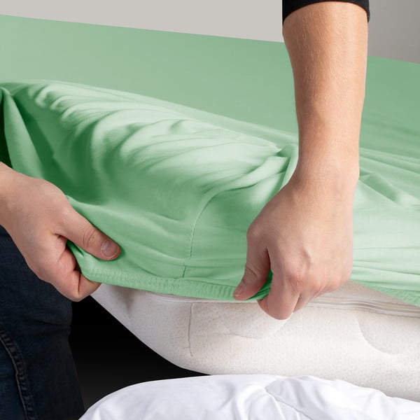 Jasnozielone dżersejowe prześcieradło z gumką 120x200 cm Amber – Restilo-image-3