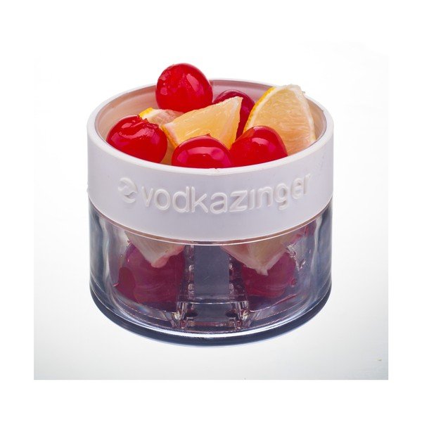 Butelka na wódkę i owoce Vodkazinger-image-4