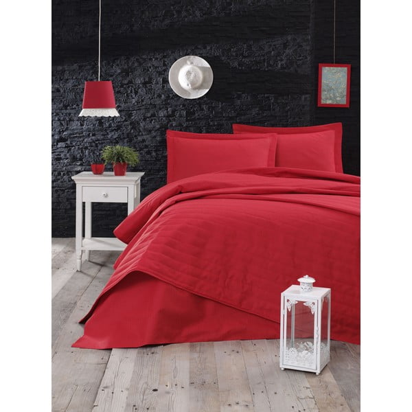 Czerwona pikowane narzuta na łóżko dwuosobowe 220x240 cm Monart – Mijolnir
