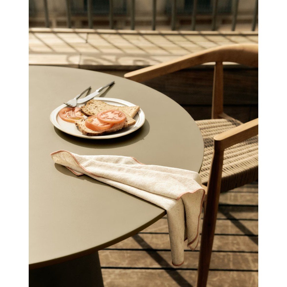 Betonowy stół zewnętrzny Kave Home Itai, ⌀ 90 cm (zdjęcie 3)