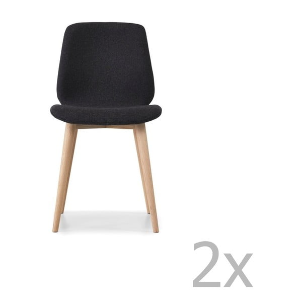 Komplet 2 czarnych krzeseł z nogami z litego drewna dębowego WOOD AND VISION Cut