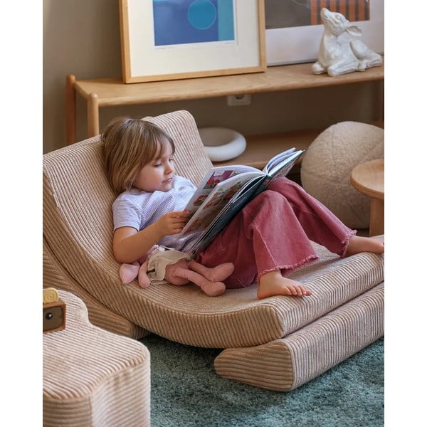 Jasnobrązowy sztruksowy fotel dziecięcy Moon – Wigiwama-image-1