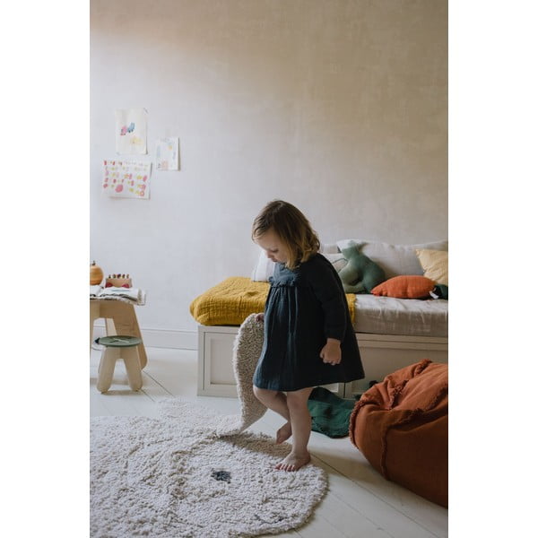 Jasnoszary bawełniany dywan dziecięcy tkany ręcznie odpowiedni do prania 130x135 cm Bunny – Lorena Canals-image-4