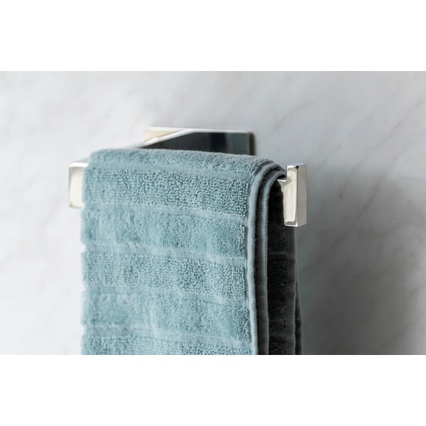 Samoprzylepny uchwyt na ręczniki ze stali nierdzewnej w kolorze błyszczącego srebra Genova – Wenko-image-3