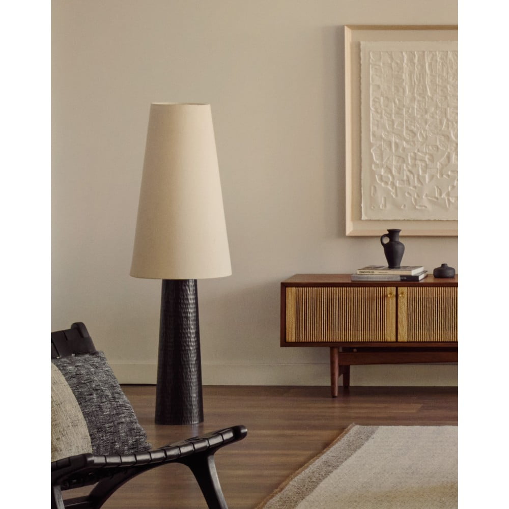 Czarno-kremowa lampa stojąca z tekstylnym kloszem (wysokość 129 cm) Senni – Kave Home (zdjęcie 3)