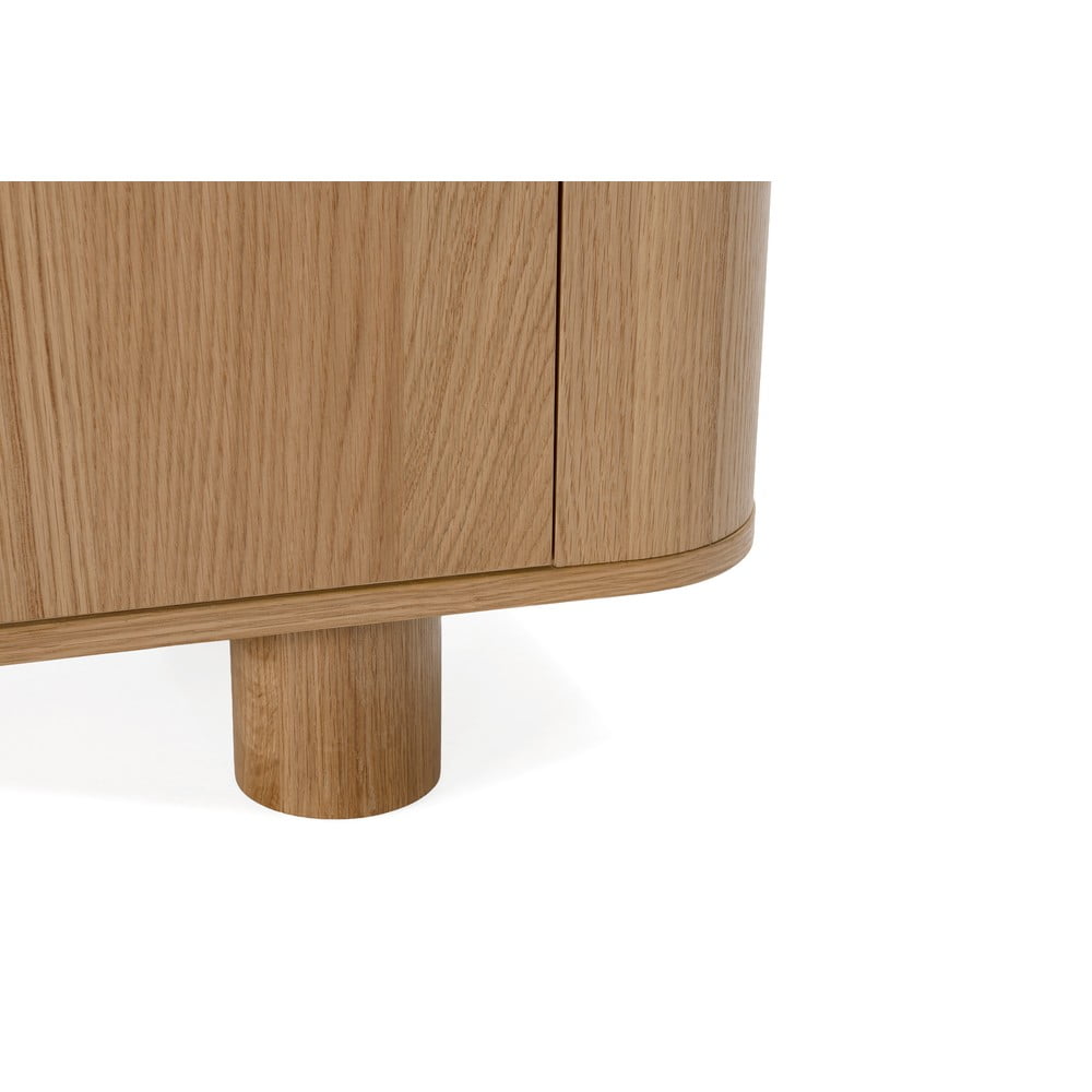 Komoda w dekorze dębu w naturalnym kolorze 180x75x40 cm Padoc – MOME (zdjęcie 7)