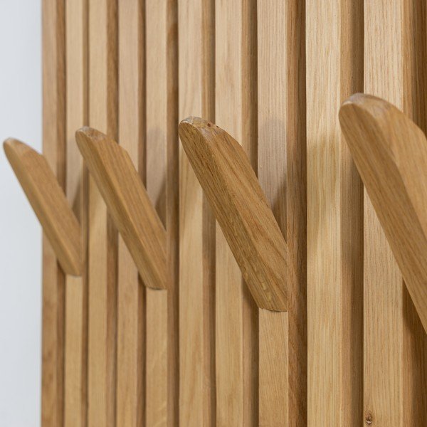 Panel z wieszakami do przedpokoju z litego drewna dębowego w naturalnym kolorze 46x100x8 cm Parco – Spinder Design-image-2