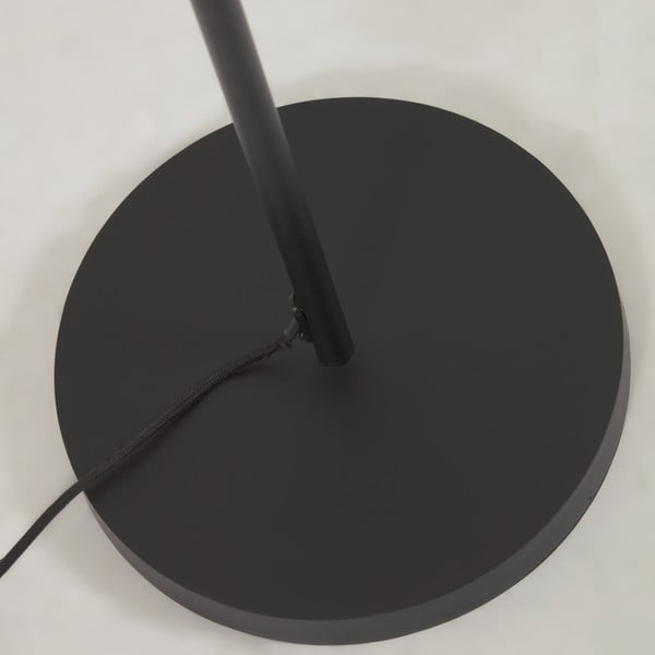 Czarna lampa stojąca z metalowym kloszem (wys. 183 cm) Francisca – Kave Home-image-3