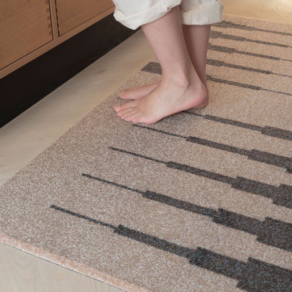 Beżowy dywan odpowiedni do prania 70x150 cm Marker – Mette Ditmer Denmark-image-2