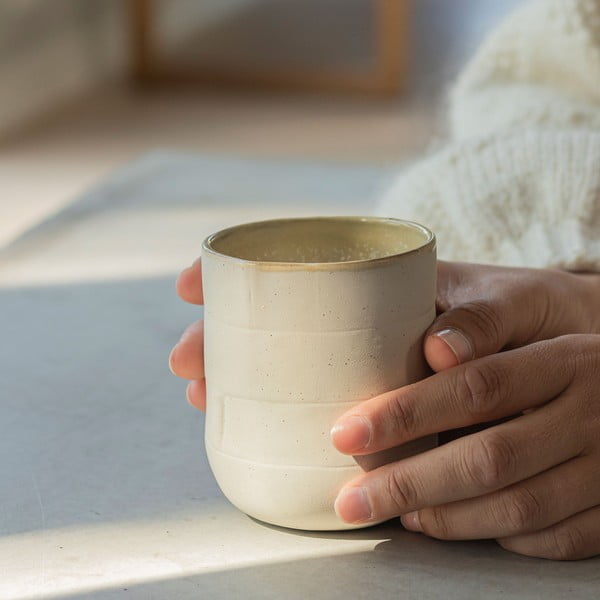 Biało-beżowe kamienne kubki zestaw 2 szt. 0.3 l Sand Grain – Mette Ditmer Denmark-image-1