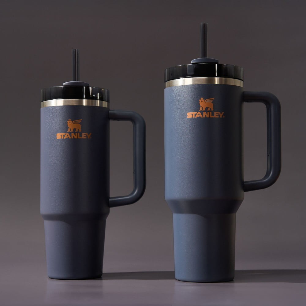 Ciemnoniebieski termos ze słomką ze stali nierdzewnej 1,18 l Quencher H2.0 FlowState Tumbler Twilight – Stanley (zdjęcie 6)