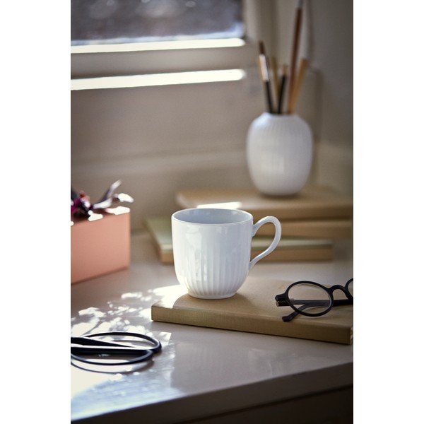 Biały porcelanowy kubek 250 ml Hammershøi – Kähler Design-image-1