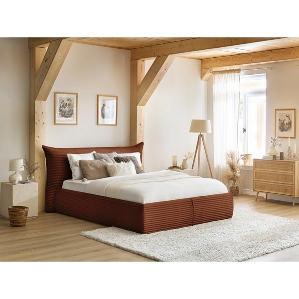 Ceglaste tapicerowane łóżko dwuosobowe ze schowkiem i stelażem 160x200 cm Jade – Bobochic Paris-image-1