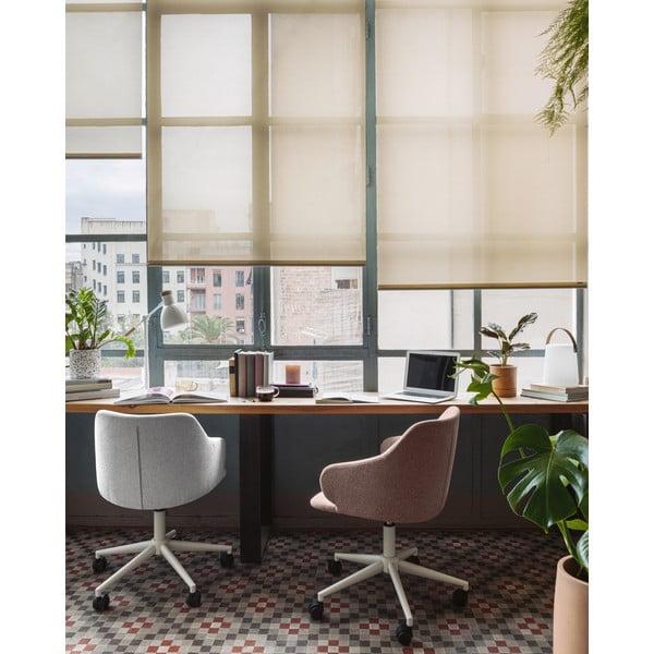 Jasnoróżowe krzesło biurowe Kave Home Einara-image-2