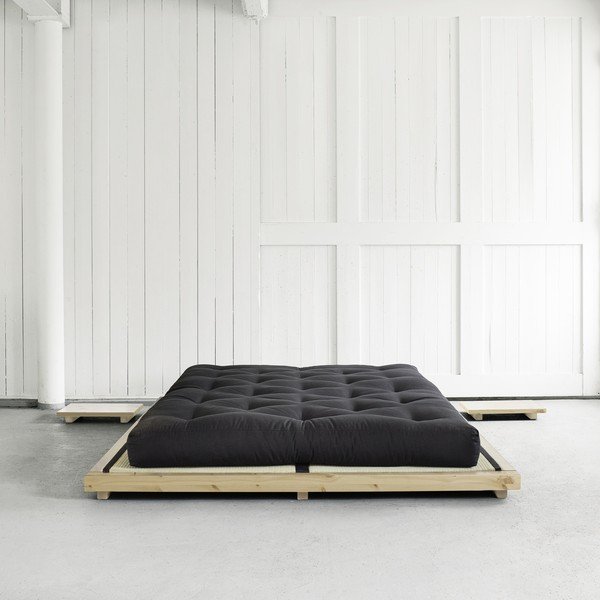 Łóżko dwuosobowe z drewna sosnowego z materacem a tatami Karup Design Dock Double Latex Natural/Black, 160x200cm-image-1