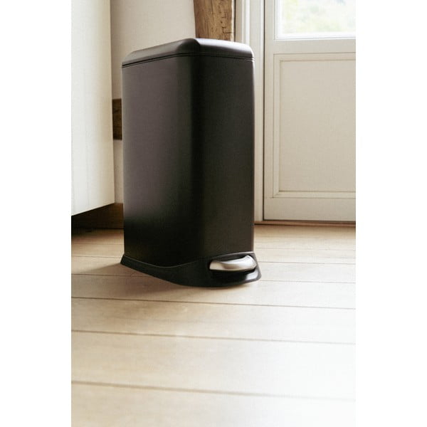 Stalowy kosz na śmieci z pedałem w kolorze matowej czerni 20 l Design – Wenko-image-2