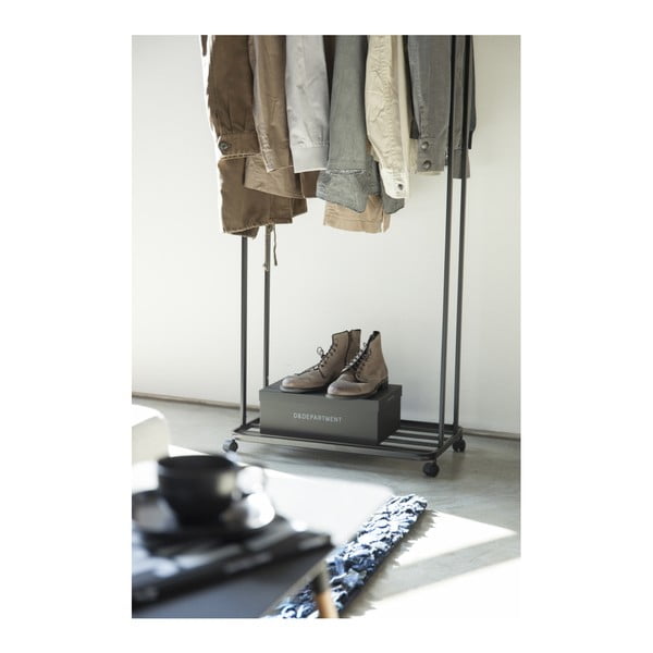 Czarny metalowy stojak na ubrania na kółkach Tower – YAMAZAKI-image-3