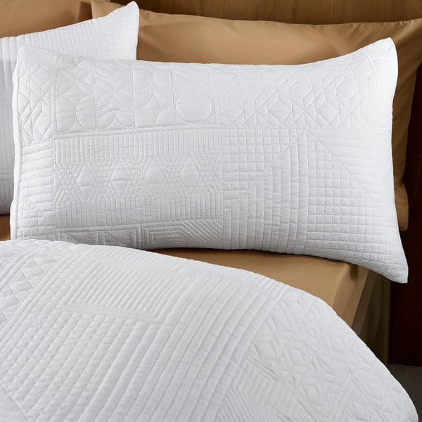 Biała pościel dwuosobowa 230x220 cm Folkstone Geo – Catherine Lansfield-image-2