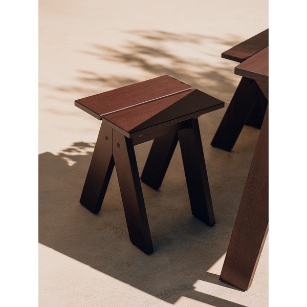 Ciemnobrązowe drewniane krzesło ogrodowe Navo – noo.ma-image-1