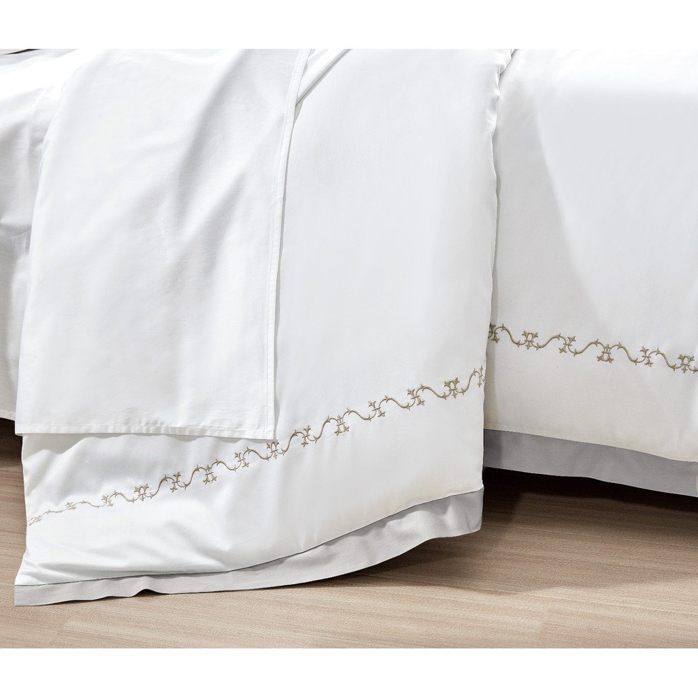 Biała pościel dwuosobowa z satyny bawełnianej z prześcieradłem/6-częściowa 240x220 cm Diana – Mila Home Luxury (zdjęcie 3)