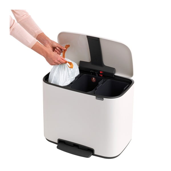 Biały stalowy kosz na śmieci z padałem do segregacji odpadów 33 l Bo – Brabantia-image-4