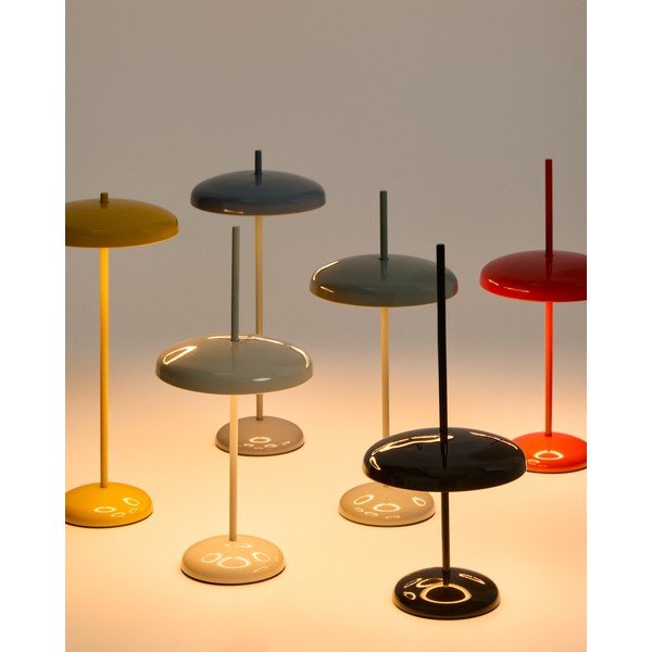 Niebieska lampa stołowa LED ze ściemniaczem z metalowym kloszem (wysokość 35 cm) Porte – Kave Home-image-2
