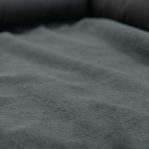 Ciemnoszara narzuta na kanapę 90x80 cm – Madison-image-1