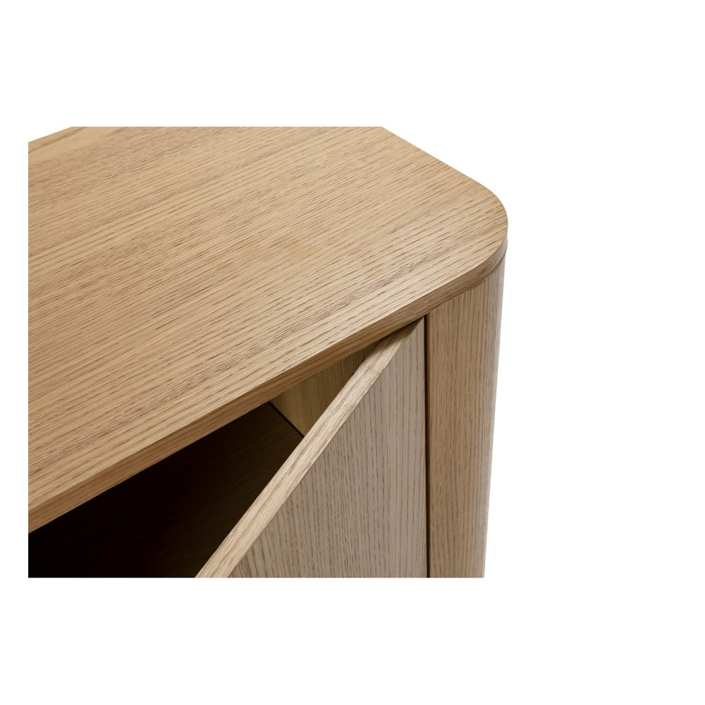 Komoda w dekorze dębu w naturalnym kolorze 180x75x40 cm Padoc – MOME (zdjęcie 8)