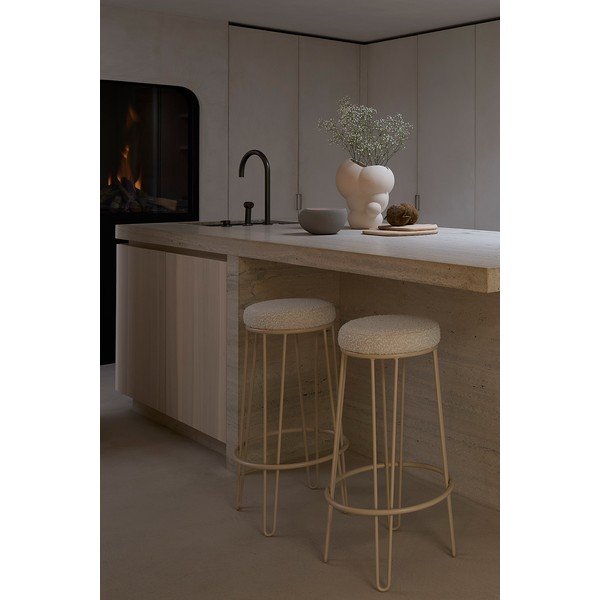 Kremowy tapicerowany hoker (wysokość siedziska 73 cm) Alice – Light & Living-image-1