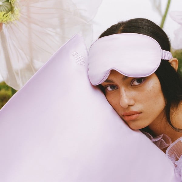 Lawendowa jedwabna opaska na oczy Contour Wildflower – slip-image-3