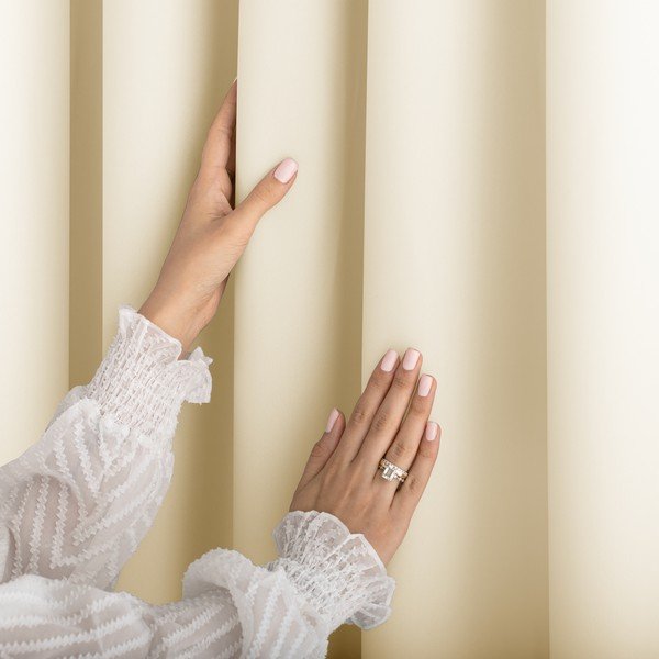 Zasłona częściowo zaciemniająca (dimout) w kolorze kości słoniowej 140x270 cm Carli – Restilo-image-2