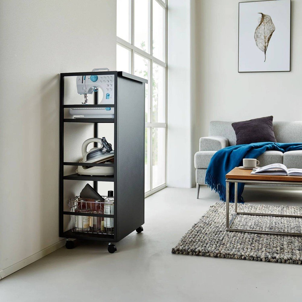 Czarny metalowy regał na kółkach 42x84,5x32 cm Tower – YAMAZAKI (zdjęcie 5)