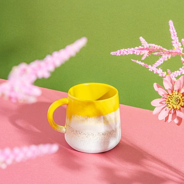 Żółty kamionkowy kubek 360 ml Mojave – Sass & Belle-image-3