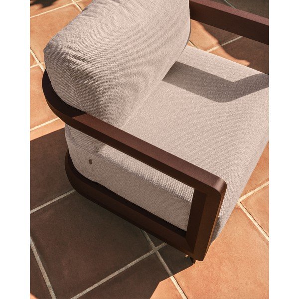 Brązowy/kremowy tapicerowany fotel ogrodowy Nerano – Kave Home-image-3
