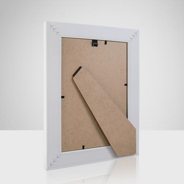 Biała plastikowa ramka 21x26 cm  -image-1
