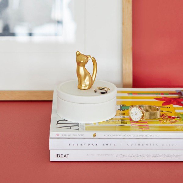 Biała porcelanowa szkatułka na biżuterię Balvi Cat-image-1