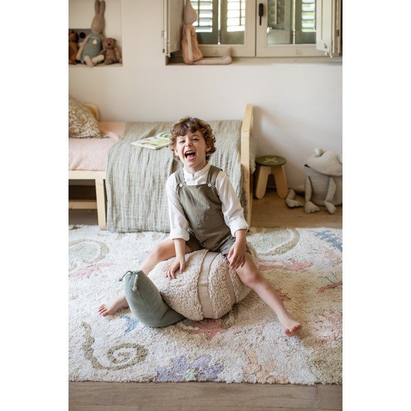 Jasnozielony/kremowy dziecięcy worek do siedzenia Mr. Snail – Lorena Canals-image-4