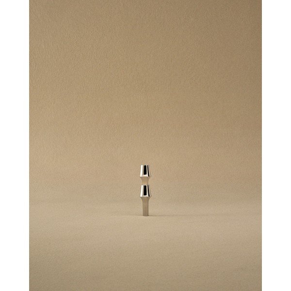 Metalowy wazon w kolorze srebra z połyskiem (wysokość 11 cm) BMF – STOFF Nagel-image-2