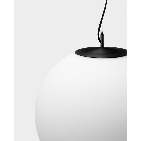 Biała/czarna metalowa lampa wisząca ze szklanym kloszem ø 50 cm Brisia – Kave Home-image-2
