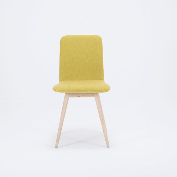 Żółte krzesło z drewna dębowego Gazzda Ena