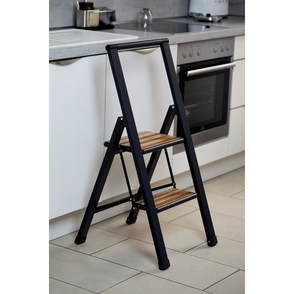 Czarna aluminiowa antypoślizgowa drabina składana Wenko Stepladder II.-image-1