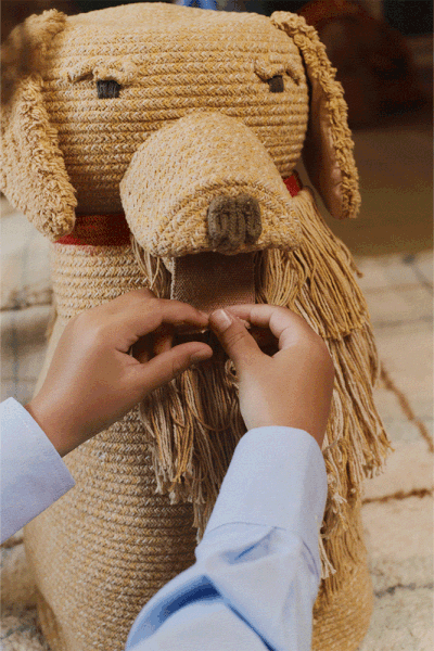 Beżowy tekstylny dziecięcy kosz na zabawki 40x30x55 cm Luna – Lorena Canals-image-4