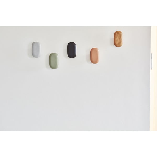 Jasnoróżowy haczyk ścienny z drewna dębowego Gemma Oak Nude – MiaCara-image-2