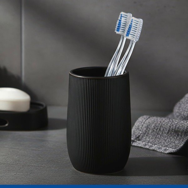 Zielony kubek na szczoteczki do zębów ceramiczny Fablo – Wenko-image-1