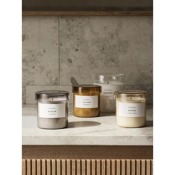 Sojowa świeca zapachowa czas palenia 45 h Valoa Autumn – Blomus-image-1